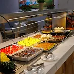 Отель Vihren Royal Palace 4*